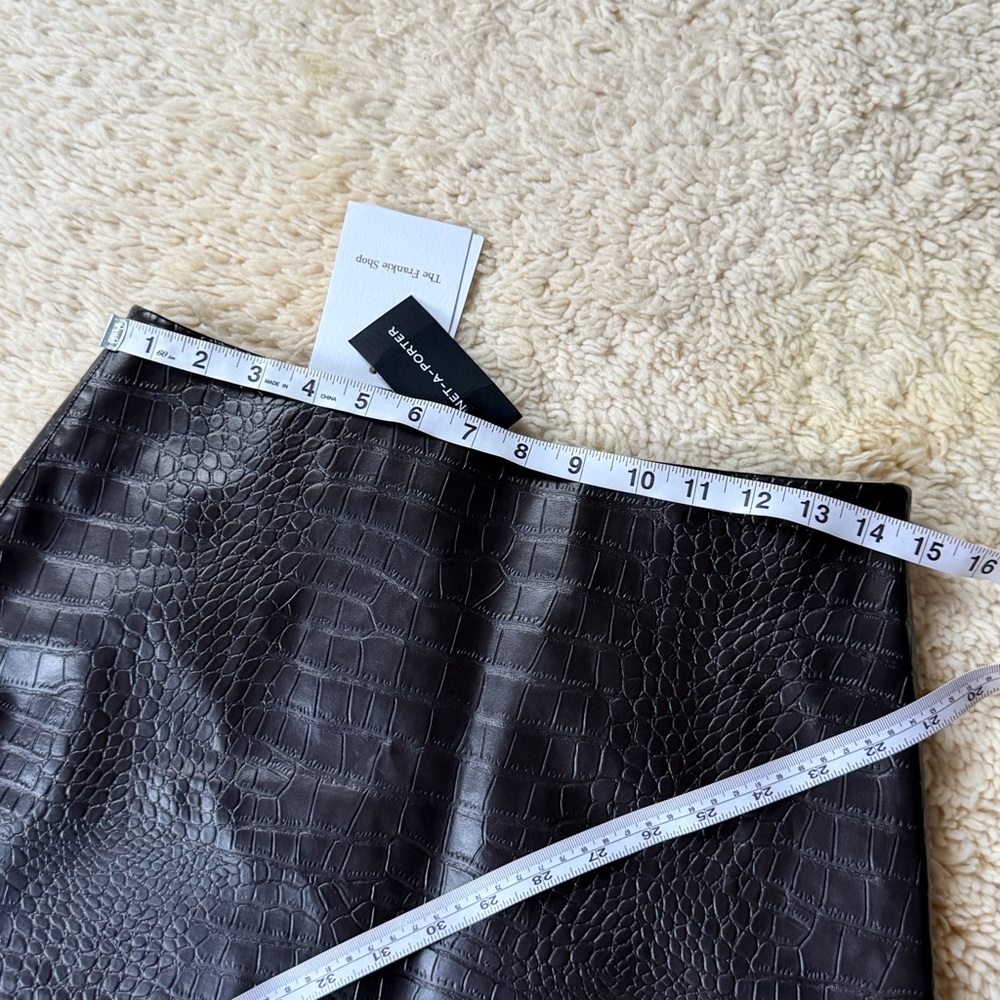 The Frankie Shop Dark Brown Croc Textured Mini Skirt XS - Picture 7 of 9